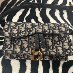 Designer Black and Cream Patterned Women's Bag